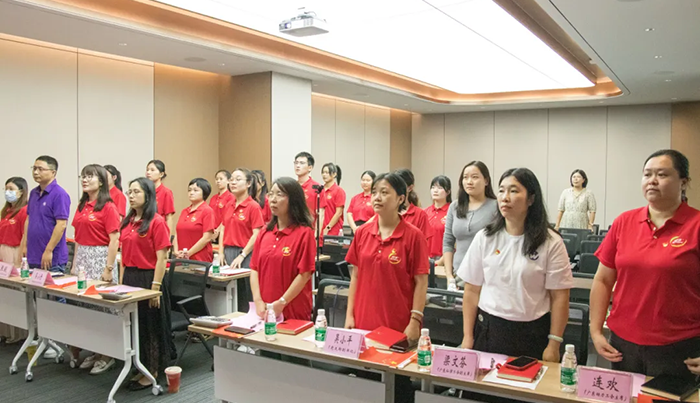 誦讀紅色經(jīng)典，傳承革命精神——仙津黨支部第二屆朗誦競賽活動(dòng)
